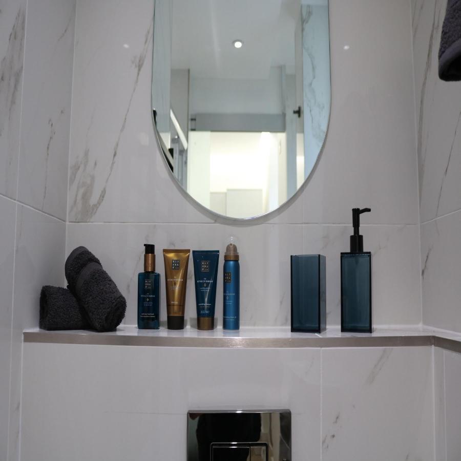 Phaedrus Living: City Center Luxury Flat Clarewood 런던 외부 사진